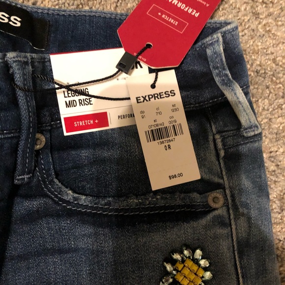 Express jeans with flower stones - Picture 4 of 6